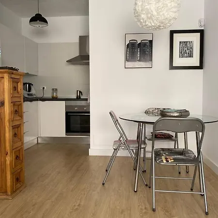 Coqueto Apartamento Con Garaje Appartamento *